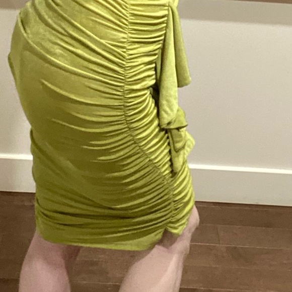 SHEIN - green ruched super stretch skirt for women Size XS - Picture 4 of 14